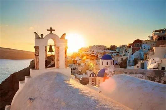 選擇申請(qǐng)希臘購(gòu)房移民，那么您的家人怎么辦？